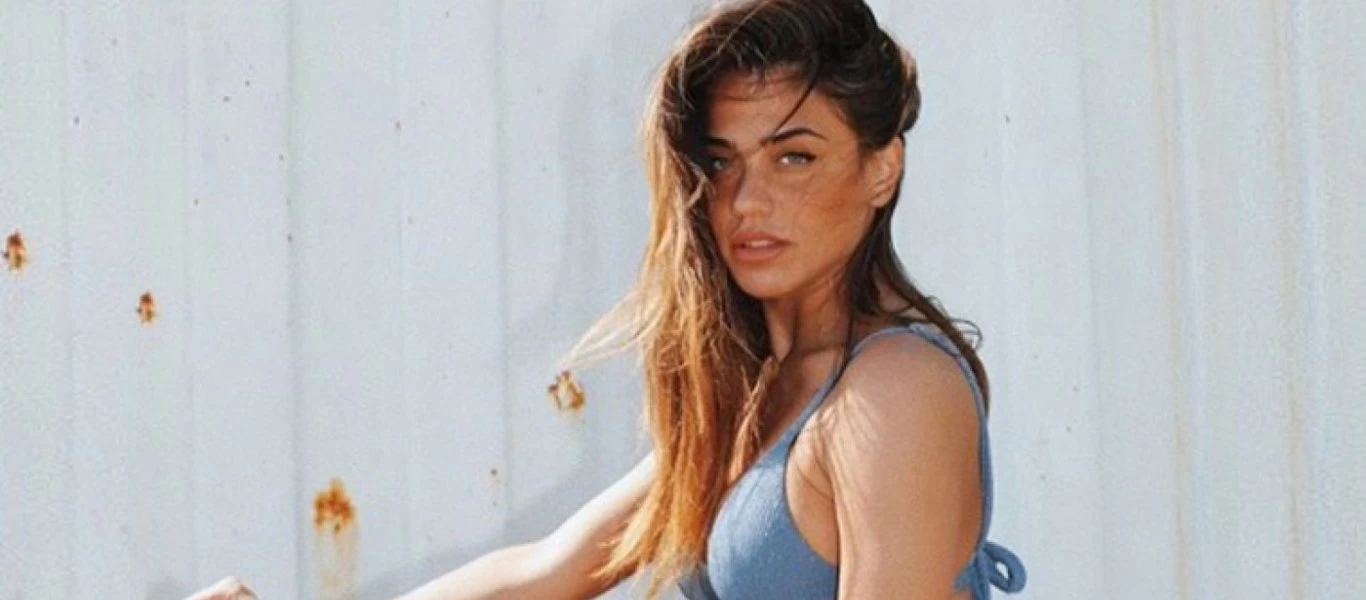 Η Κόνι Μεταξά κάνει «comeback» στο Instagram και ποζάρει ξανά topless (φωτο)